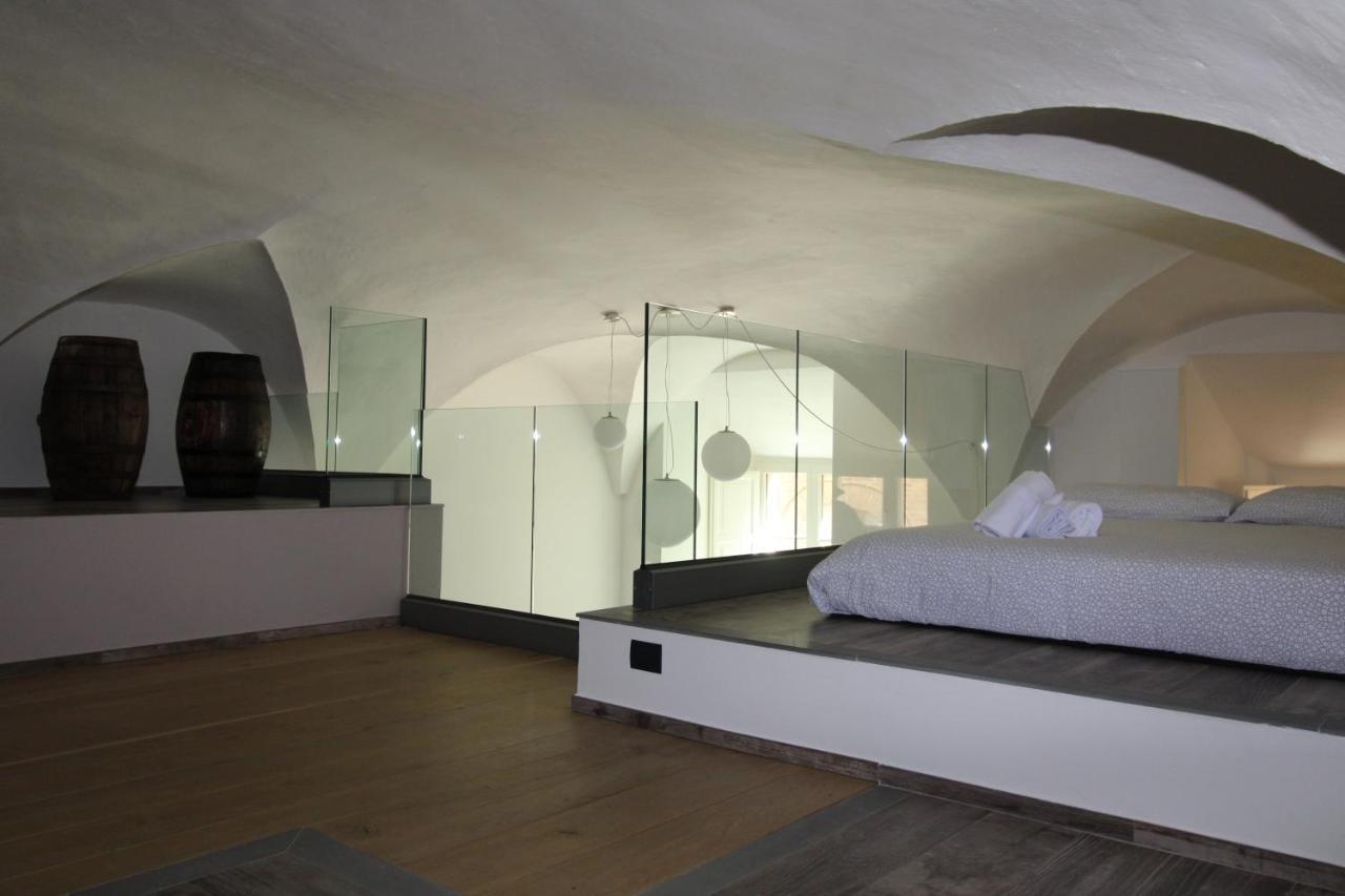 Luxury Suite Apartment Angiolieri Сиена Екстериор снимка