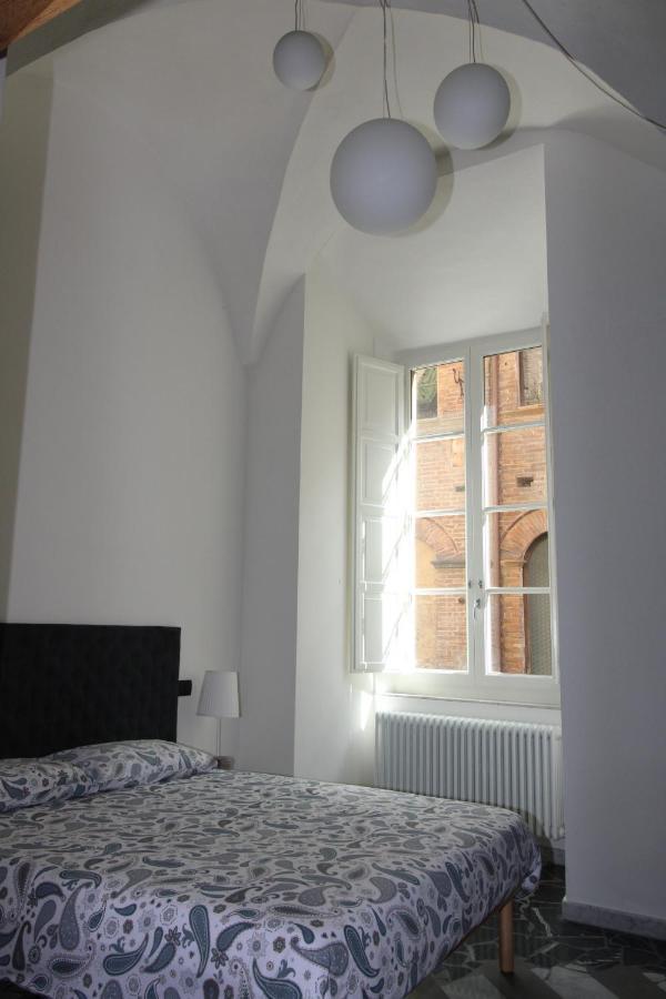 Luxury Suite Apartment Angiolieri Сиена Екстериор снимка