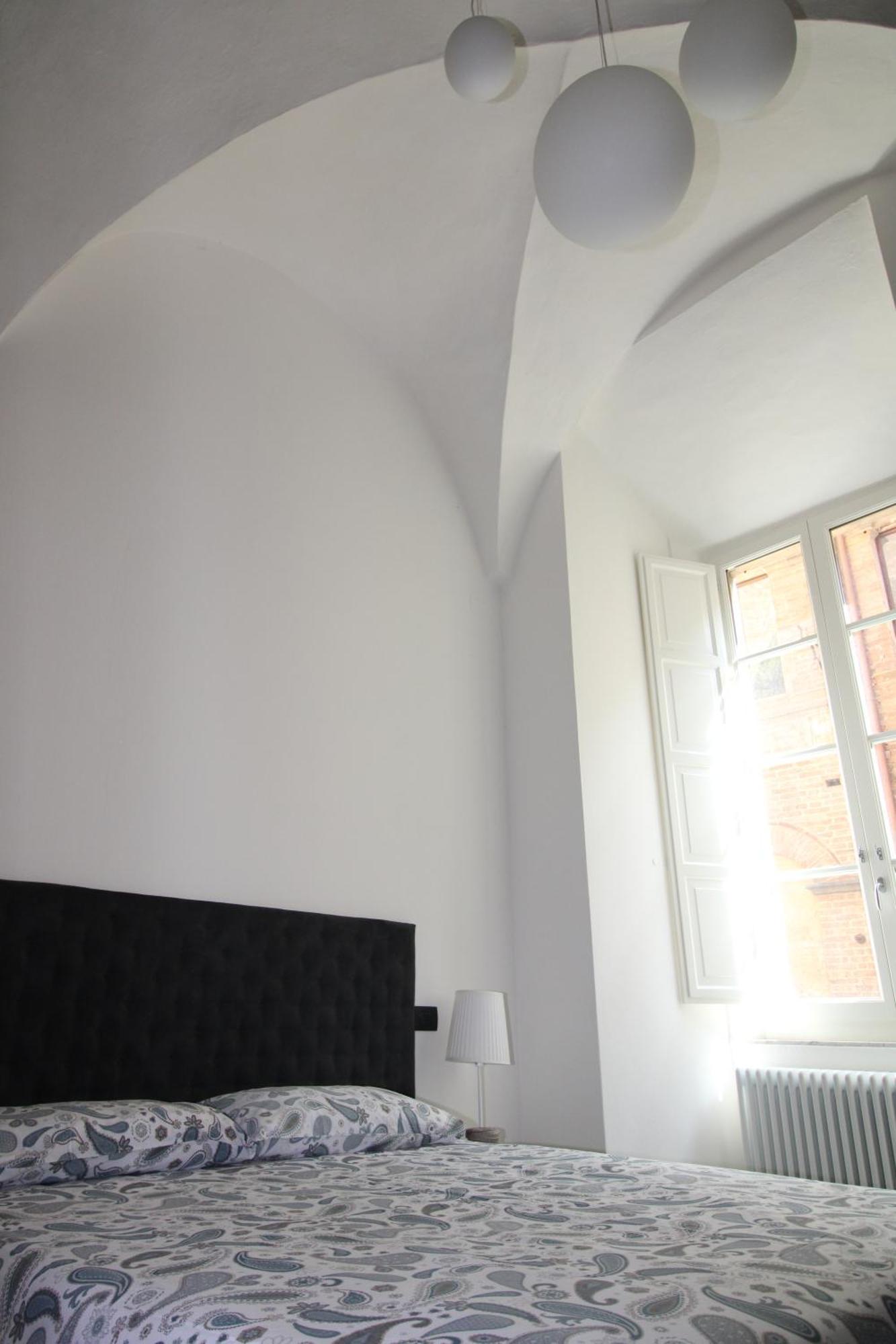 Luxury Suite Apartment Angiolieri Сиена Екстериор снимка