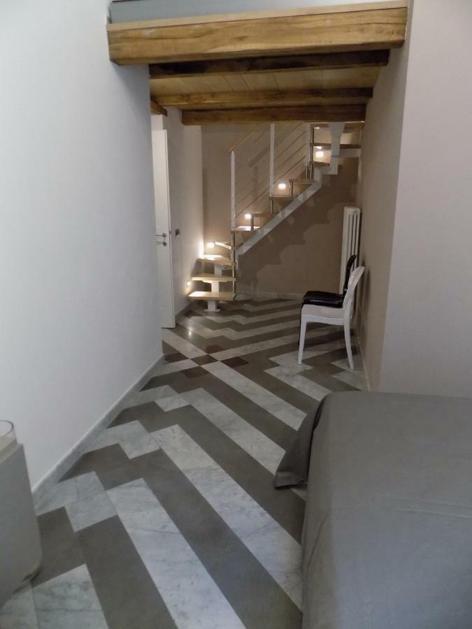 Luxury Suite Apartment Angiolieri Сиена Екстериор снимка