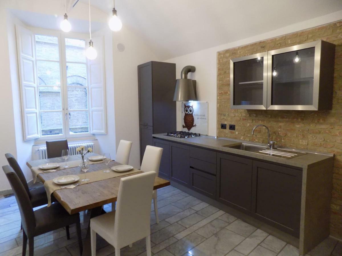 Luxury Suite Apartment Angiolieri Сиена Екстериор снимка
