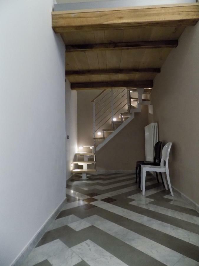 Luxury Suite Apartment Angiolieri Сиена Екстериор снимка